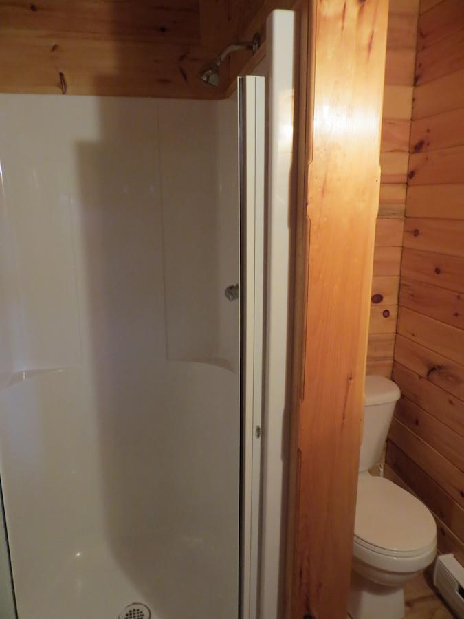 Nine Pine Cottage Miramichi Szoba fotó
